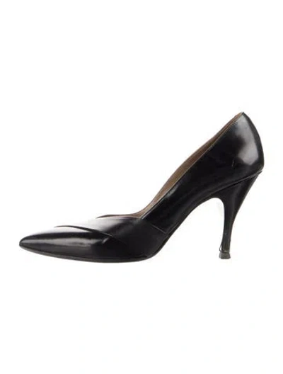 Pre-owned Hermes Leather Pumps In Black