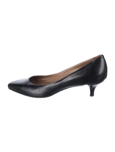 Pre-owned Hermes Leather Pumps In Blue