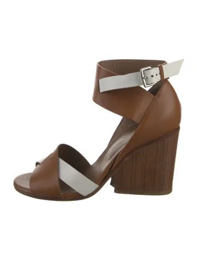 Pre-owned Hermes Leather Sandals In Brown