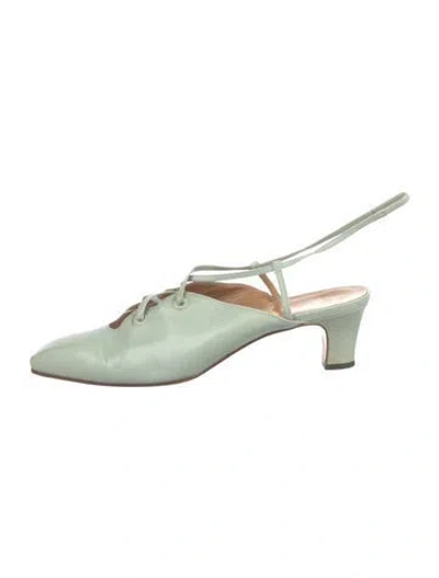 Pre-owned Hermes Leather Scalloped Accent Slingback Pumps In Green