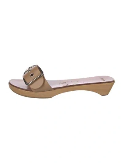 Pre-owned Hermes Leather Slides In Neutral