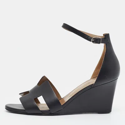 Pre-owned Hermes Legend Size 40 Black Leather Wedge Sandals