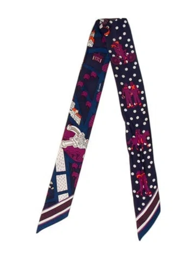 Pre-owned Hermes Les Nouveaux Amoureux De Paris Silk Twilly Scarf In Blue