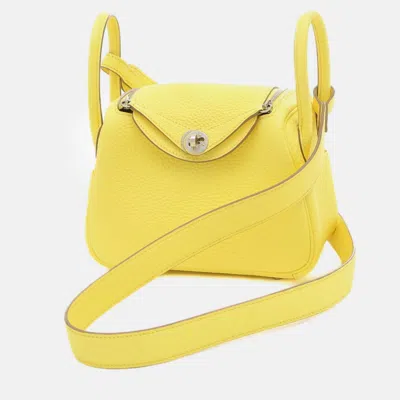 Pre-owned Hermes Limoncello Taurillon Clemence Lindy Handbag In Yellow