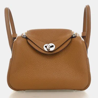 Pre-owned Hermes Lindy 20 Sesame Clemence Calfskin Leather Crossbody Bag In Yellow