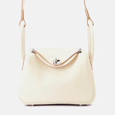 Pre-owned Hermes Lindy Mini Craie Taurillon Clemence Bag In White