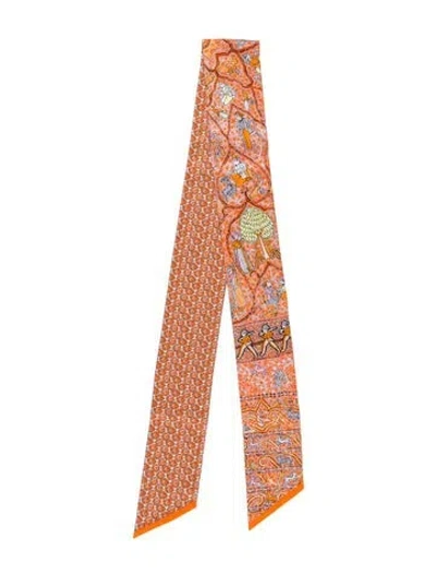 Pre-owned Hermes Maxi Chasse En Inde Silk Twilly Scarf In Orange