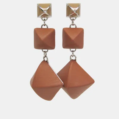 Pre-owned Hermes Medor Gaine Gm Leather Metal Stud Earrings Brown