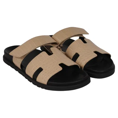 Pre-owned Hermes Mens Chypre Sandals Us 9 Eu 42 Aligator Crocodile Beton Beige Tan Slides In Brown