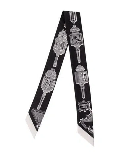 Pre-owned Hermes Merveilleuses Lanternes Silk Twilly Scarf In Black