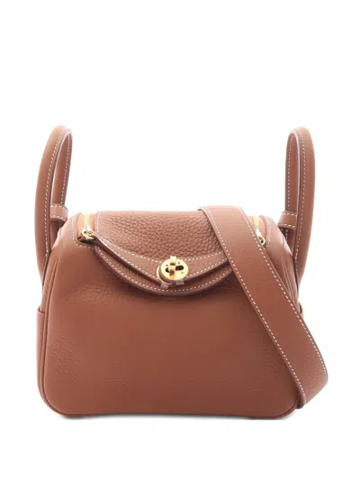 Pre-owned Hermes Mini Lindy Shoulder Bag In Brown