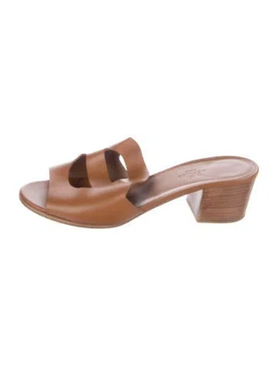 Pre-owned Hermes Mona Leather Slides In Brown