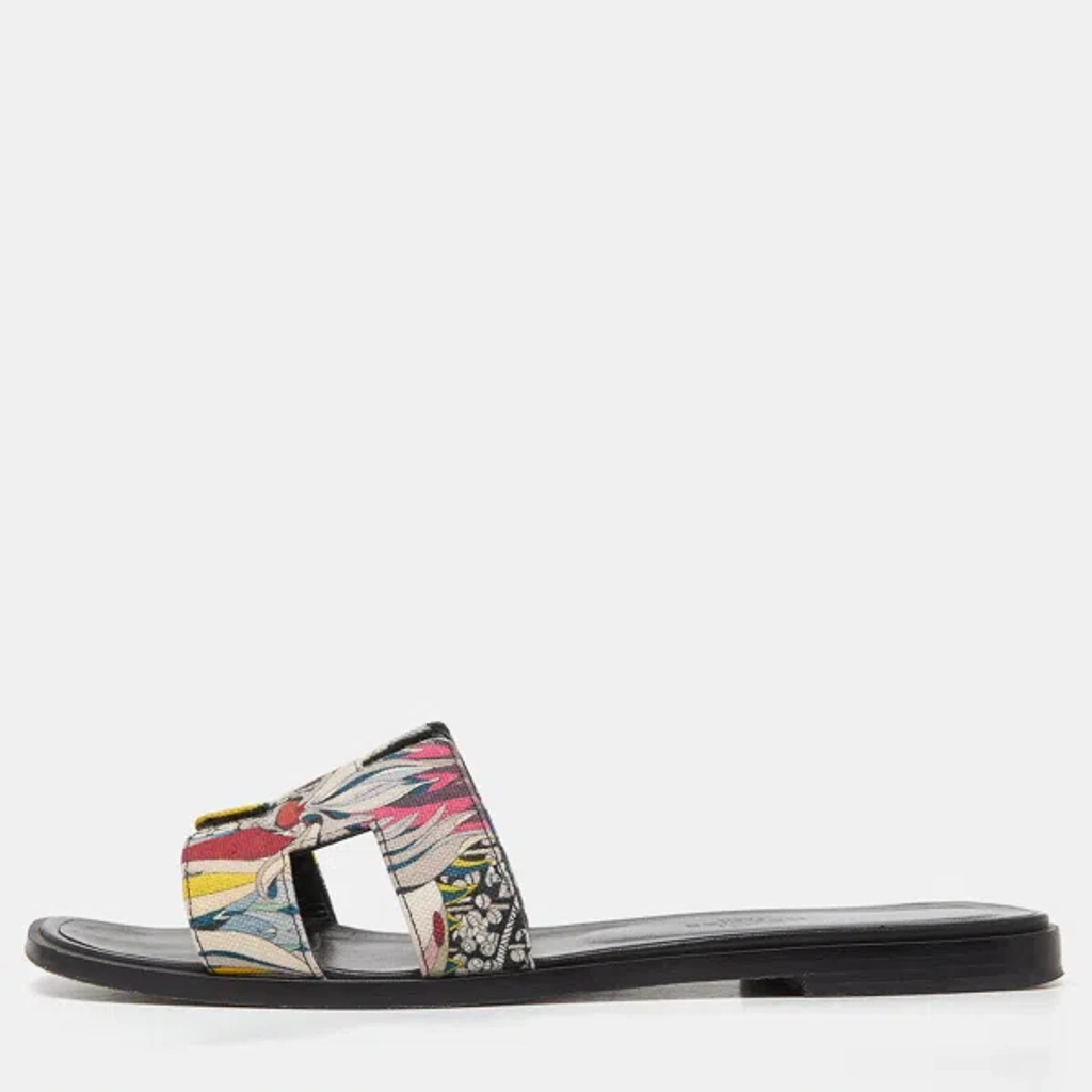 Pre-owned Hermes Hermès Multicolor Print Canvas Oran Flat Slides
