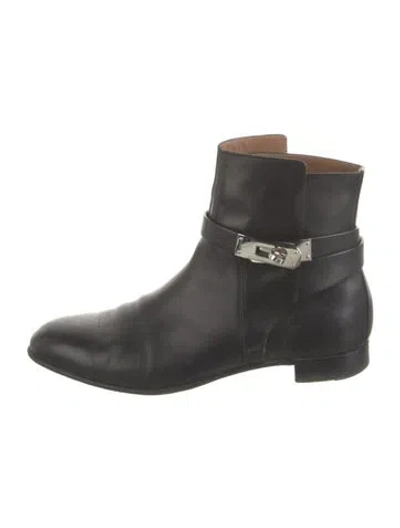 Pre-owned Hermes Neo Calfskin Boots In Black