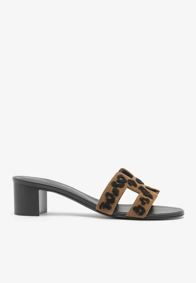 Pre-owned Hermes Oasis 50 Sandals In Leopard Print Tufted Suede In Brun Fumé