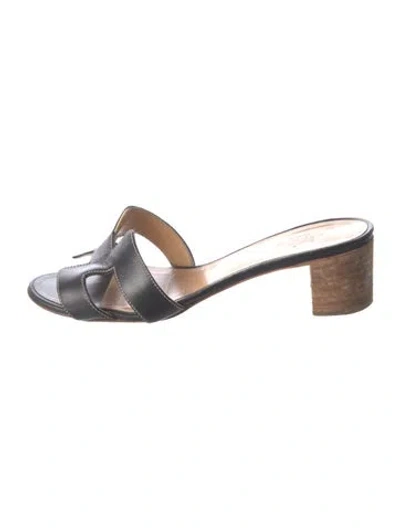 Pre-owned Hermes Oasis H Logo Slides In Black