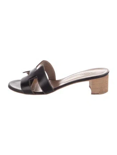 Pre-owned Hermes Oasis H Logo Slides In Black