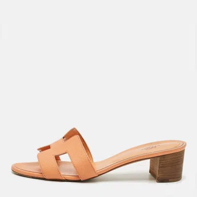Pre-owned Hermes Hermès Oasis Size 40 Orange Leather Slide Sandals