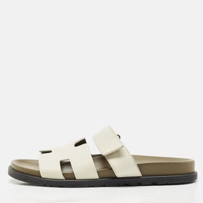 Pre-owned Hermes Hermès Off White Leather Chypre Sandals Size 43
