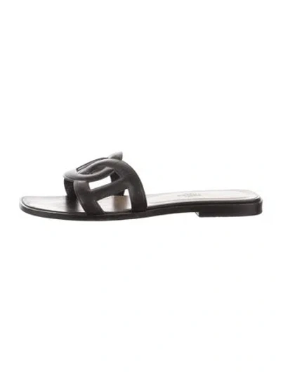 Pre-owned Hermes Omaha Chaîne D'ancre Insignia Slides In Black