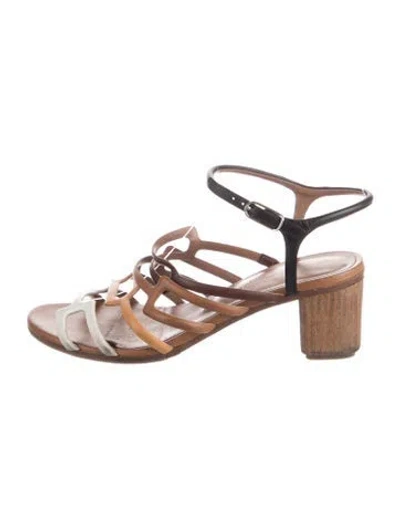 Pre-owned Hermes Oracle Chaîne D'ancre Insignia Pumps In Brown
