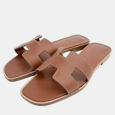 Pre-owned Hermes Hermès Oran Brown Leather Slippers Eu 38