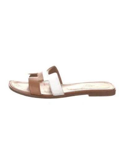 Pre-owned Hermes Oran Calfskin Slides In Brown