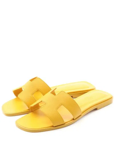 Pre-owned Hermes Oran Epsom-leather Sandals In Yellow