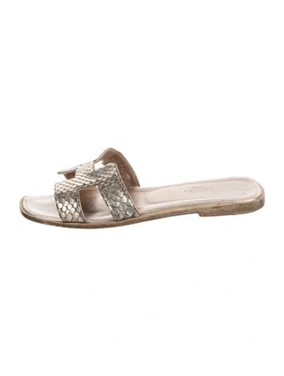 Pre-owned Hermes Oran H Logo Slides