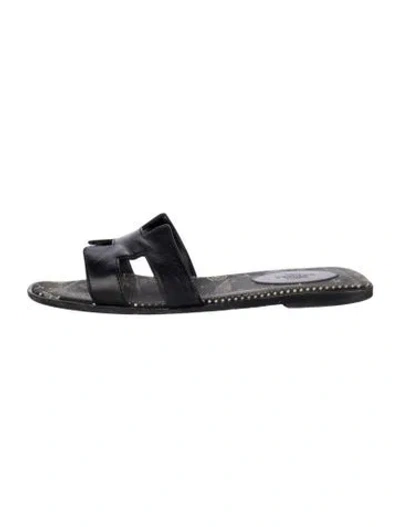 Pre-owned Hermes Oran H Logo Slides In Black