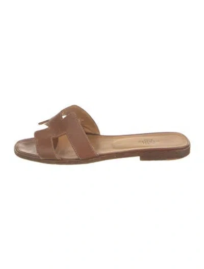 Pre-owned Hermes Oran H Logo Slides In Brown