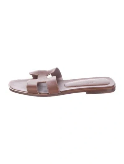 Pre-owned Hermes Oran H Logo Slides In Brown