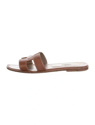 Pre-owned Hermes Oran H Logo Slides In Brown