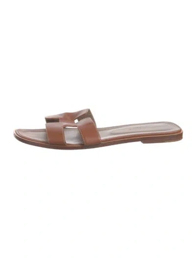 Pre-owned Hermes Oran H Logo Slides In Brown