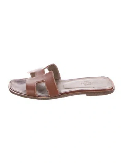 Pre-owned Hermes Oran H Logo Slides In Brown
