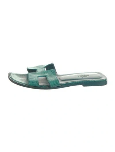 Pre-owned Hermes Oran H Logo Slides In Green