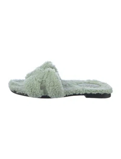 Pre-owned Hermes Oran H Logo Slides In Green