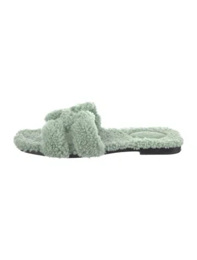 Pre-owned Hermes Oran H Logo Slides In Green