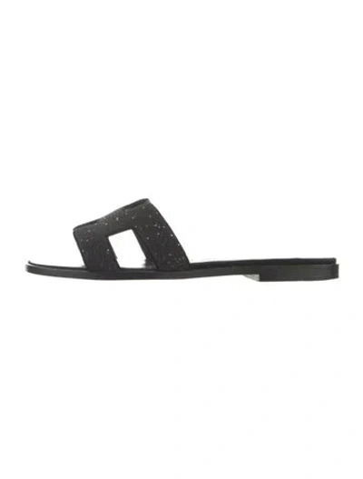 Pre-owned Hermes Oran Leather Slides In Black