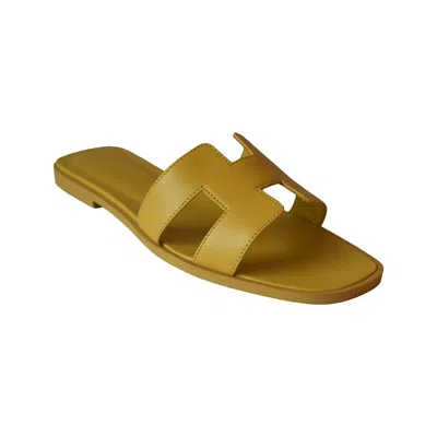Pre-owned Hermes Oran Sandals Yellow