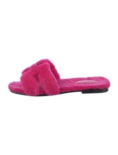 Pre-owned Hermes Oran Shearling Slides In Pink