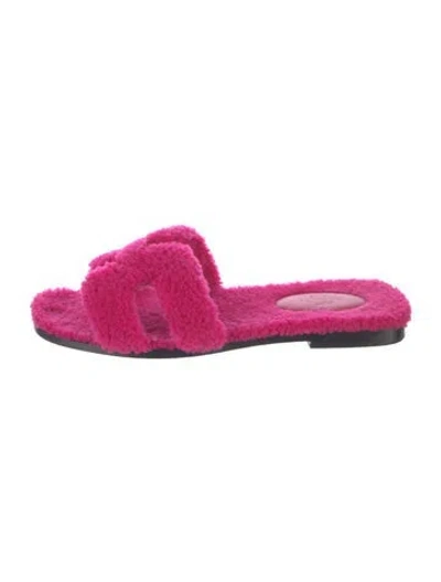 Pre-owned Hermes Oran Shearling Slides In Pink