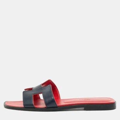Pre-owned Hermes Oran Size 36.5 Navy Blue Leather Flat Slides
