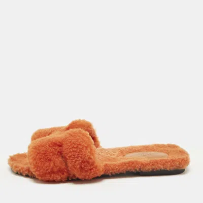 Pre-owned Hermes Oran Size 37 Orange Shearling Fur Flat Slides