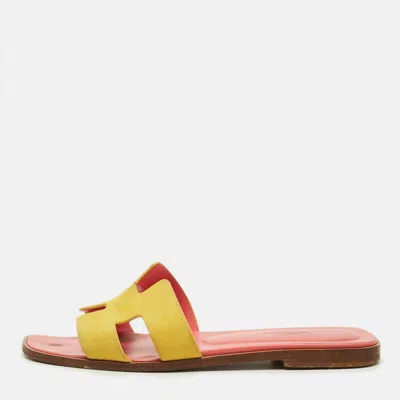 Pre-owned Hermes Oran Size 37 Yellow Suede Flat Slide