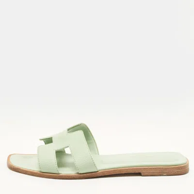 Pre-owned Hermes Oran Size 38 Blue Leather Flat Slides