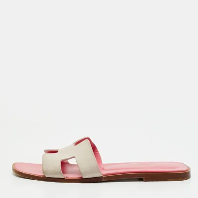 Pre-owned Hermes Hermès Oran Size 39 Beige/pink Suede Flat Slides
