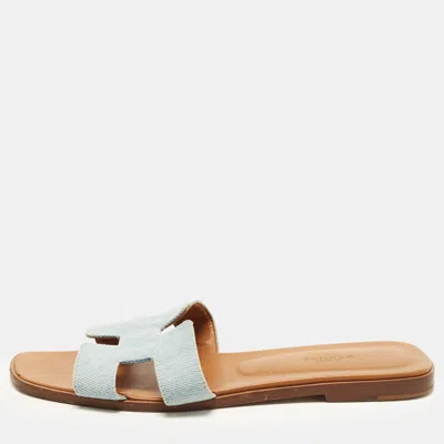 Pre-owned Hermes Oran Size 39 Light Blue Denim Flat Slide