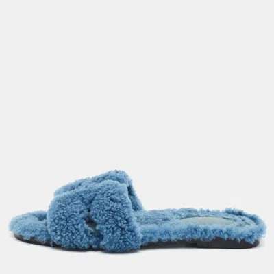 Pre-owned Hermes Oran Size 39.5 Blue Shearling Flat Slides