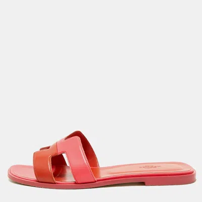 Pre-owned Hermes Oran Size 40.5 Orange/pink Leather Flat Slides